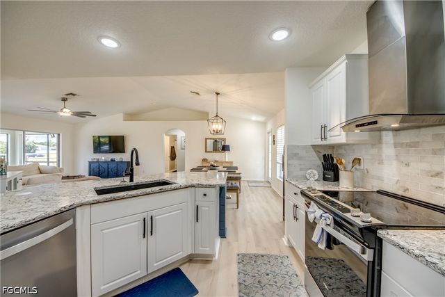 2920 NW 25th LN, Cape Coral, FL 33993