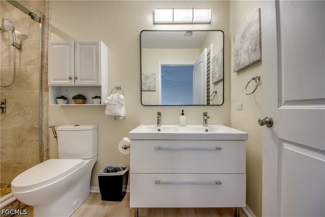 2920 NW 25th LN, Cape Coral, FL 33993