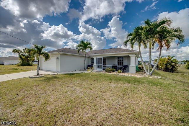 2920 NW 25th LN, Cape Coral, FL 33993