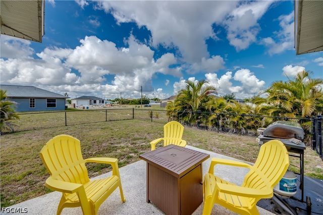 2920 NW 25th LN, Cape Coral, FL 33993