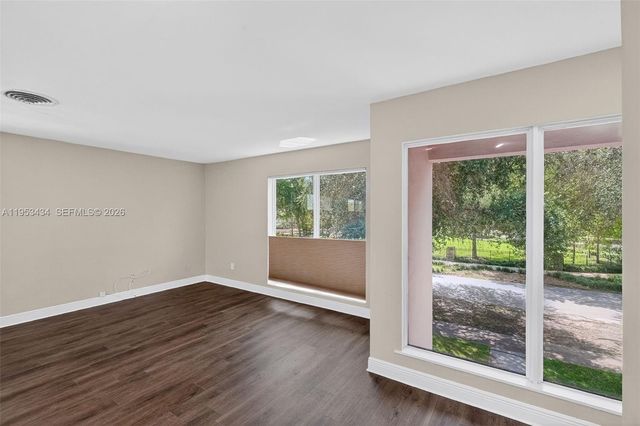 539 Menendez Ave 539, Coral Gables, FL 33146