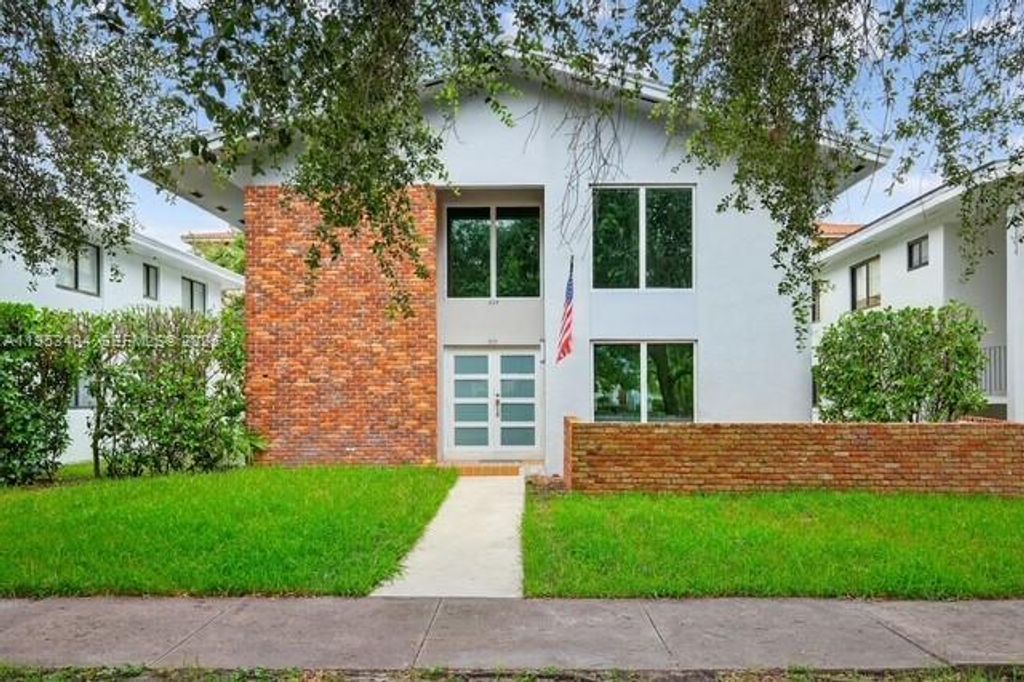 539 Menendez Ave 539, Coral Gables, FL 33146