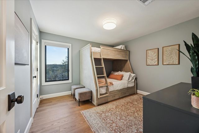 1024 Hidden Hills DR, Dripping Springs, TX 78620