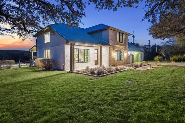 1024 Hidden Hills DR, Dripping Springs, TX 78620