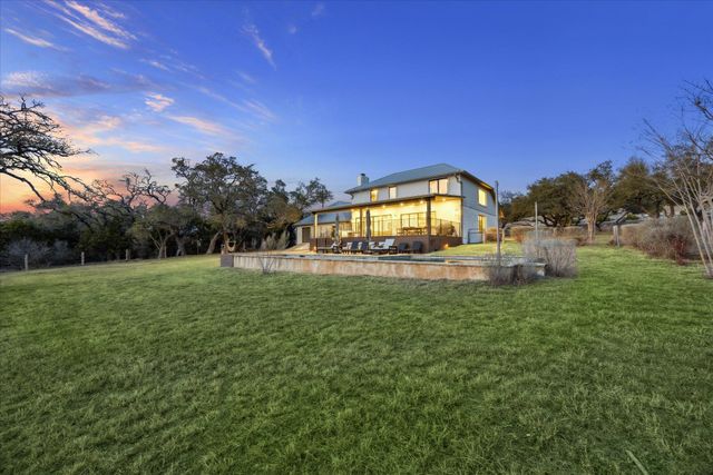 1024 Hidden Hills DR, Dripping Springs, TX 78620