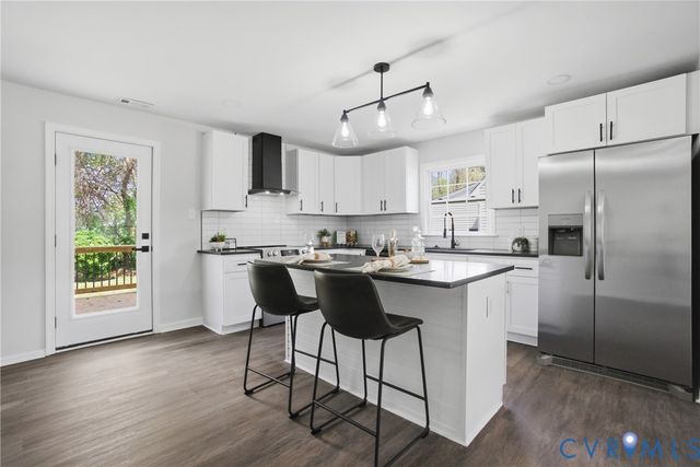 2205 Dublin St, Hopewell, VA 23860