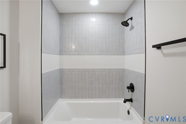 2205 Dublin St, Hopewell, VA 23860
