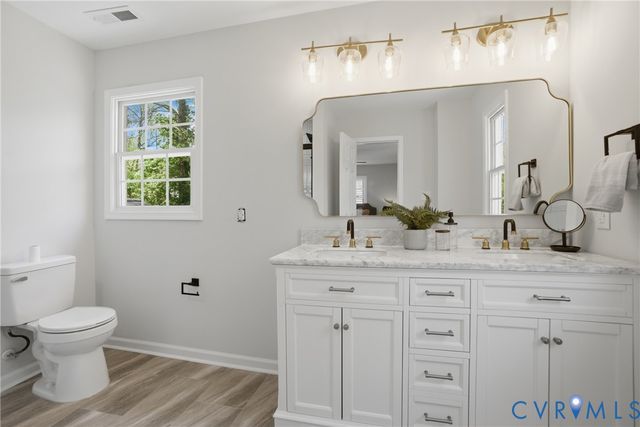 2205 Dublin St, Hopewell, VA 23860