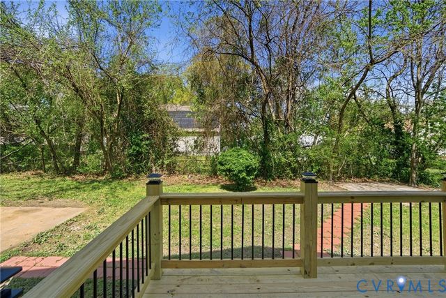 2205 Dublin St, Hopewell, VA 23860
