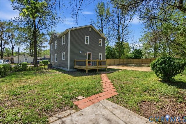 2205 Dublin St, Hopewell, VA 23860