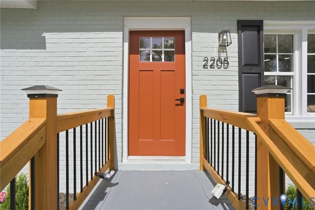 2205 Dublin St, Hopewell, VA 23860