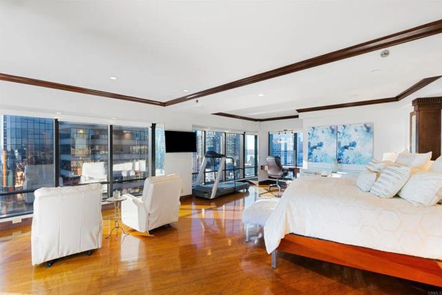 200 Harbor Dr 1502, San Diego, CA 92101