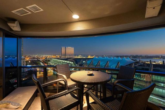 200 Harbor Dr 1502, San Diego, CA 92101