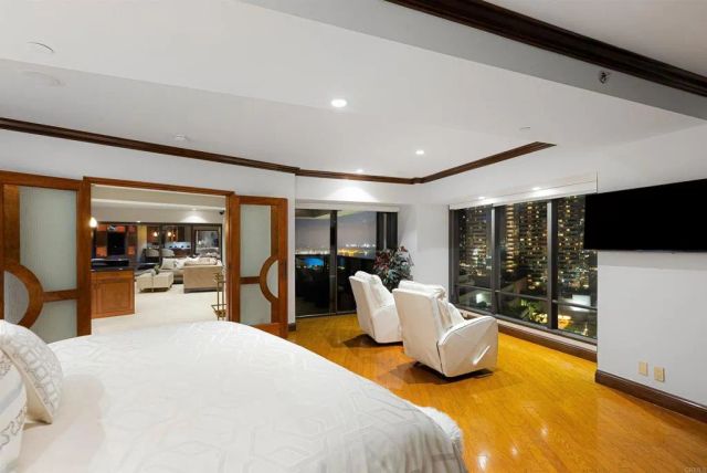 200 Harbor Dr 1502, San Diego, CA 92101