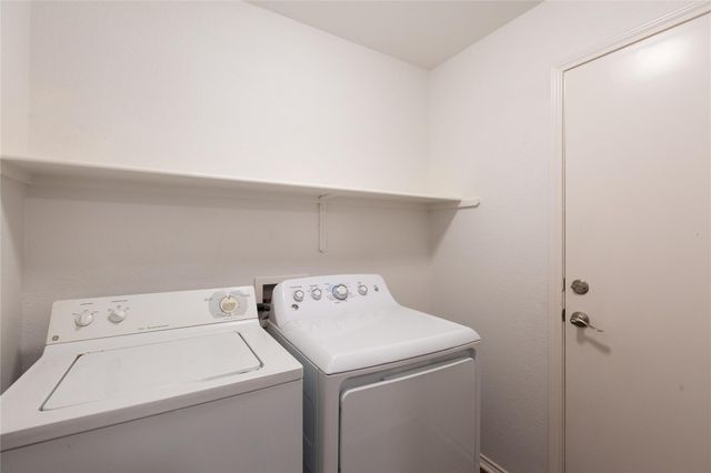 2571 Georgian DR, Georgetown, TX 78626