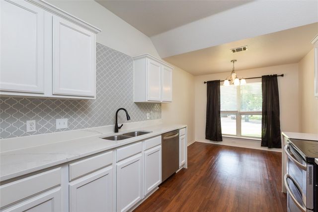 2571 Georgian DR, Georgetown, TX 78626