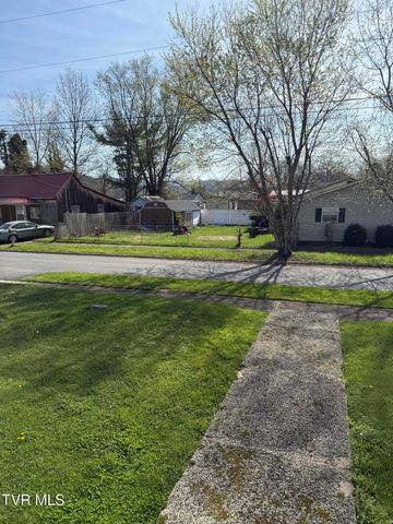 709 South 2nd Street, Elizabethton, TN 37643