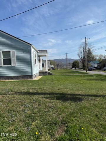 709 South 2nd Street, Elizabethton, TN 37643