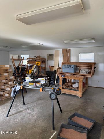 709 South 2nd Street, Elizabethton, TN 37643