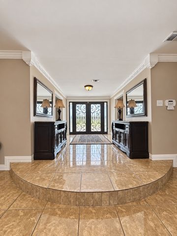 6545 Lyndon B Johnson Freeway, Dallas, TX 75240