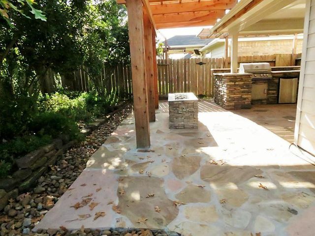 21495 Rose Mill Drive, Kingwood, TX 77339
