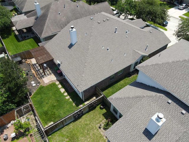 21495 Rose Mill Drive, Kingwood, TX 77339