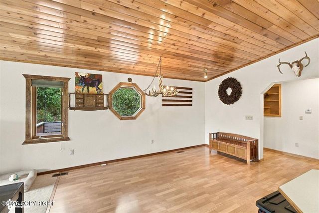 4627 Hiland Road, Eagle River, AK 99577