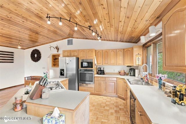 4627 Hiland Road, Eagle River, AK 99577