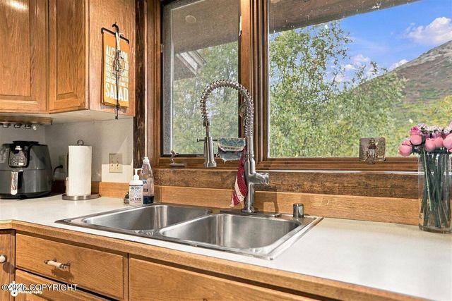 4627 Hiland Road, Eagle River, AK 99577