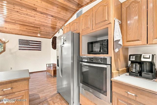 4627 Hiland Road, Eagle River, AK 99577