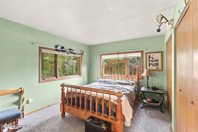 4627 Hiland Road, Eagle River, AK 99577
