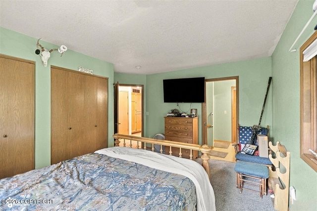 4627 Hiland Road, Eagle River, AK 99577