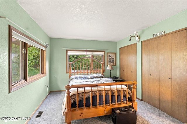 4627 Hiland Road, Eagle River, AK 99577