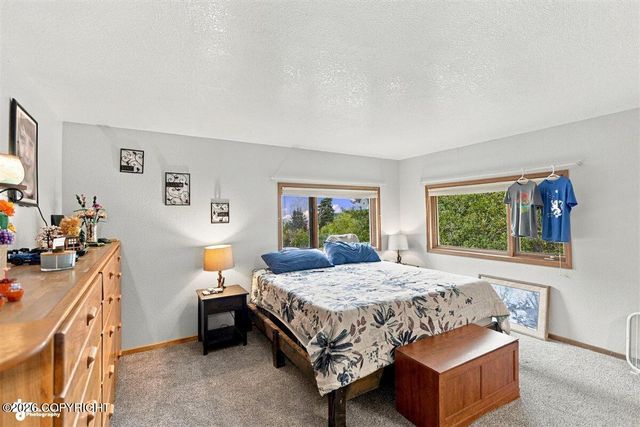 4627 Hiland Road, Eagle River, AK 99577