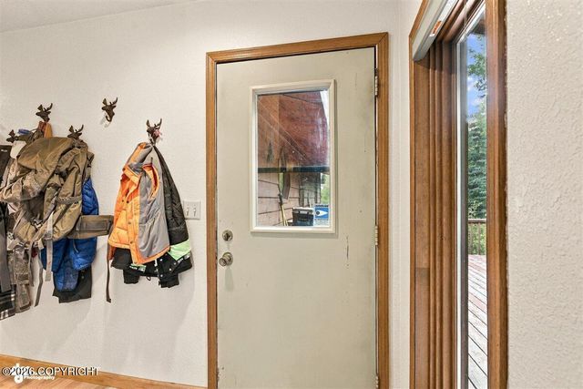 4627 Hiland Road, Eagle River, AK 99577
