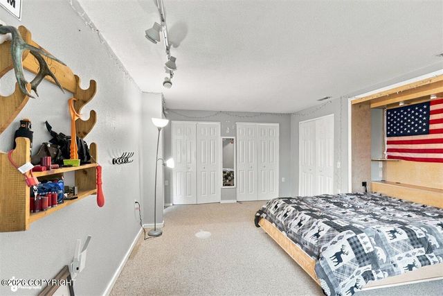 4627 Hiland Road, Eagle River, AK 99577