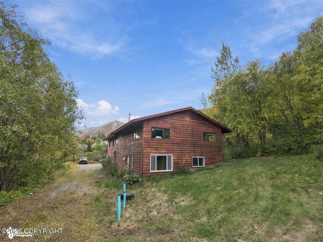 4627 Hiland Road, Eagle River, AK 99577
