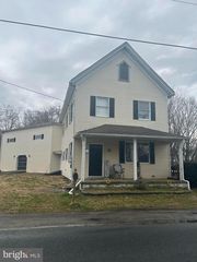 243 PALATINE RD, Pittsgrove, NJ 08318