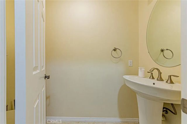 28519 Herrera Street, Valencia, CA 91354