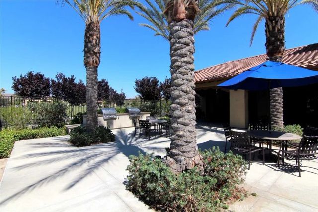 28519 Herrera Street, Valencia, CA 91354