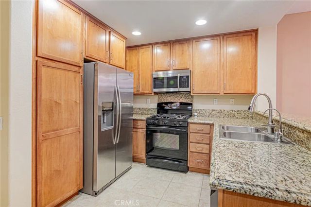 28519 Herrera Street, Valencia, CA 91354