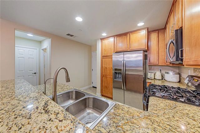 28519 Herrera Street, Valencia, CA 91354