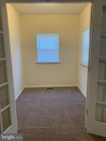 5061 BAYSIDE RD, Chesapeake Beach, MD 20732