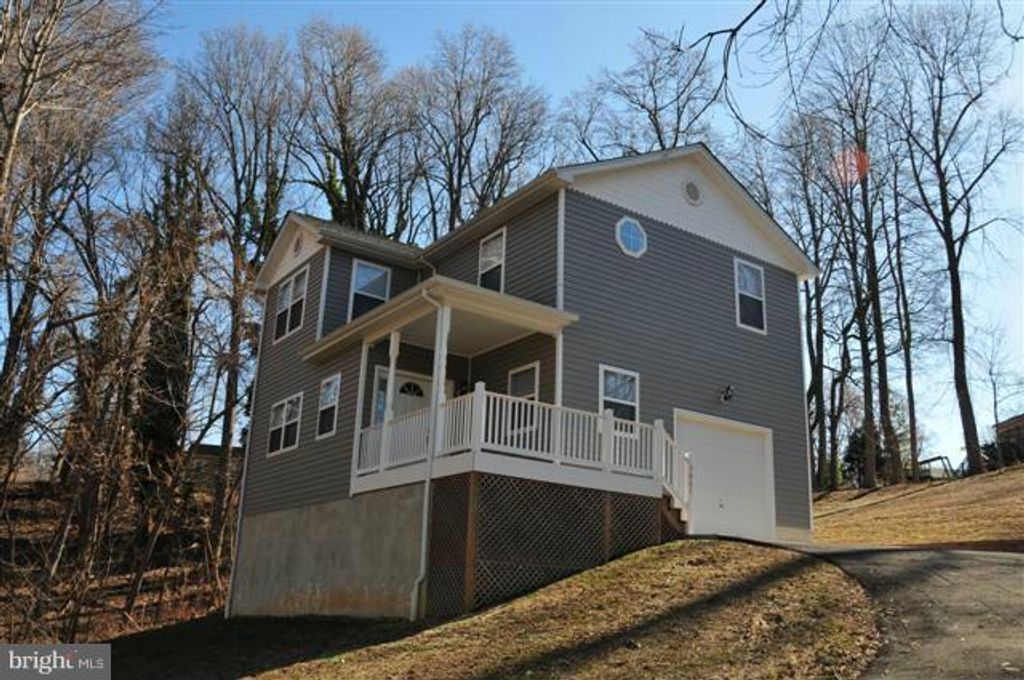 5061 BAYSIDE RD, Chesapeake Beach, MD 20732