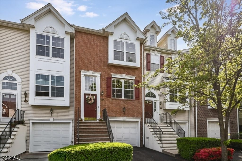 213 Cheshire Ct, Nutley Twp., NJ 07110