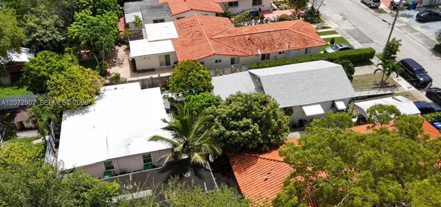3085 SW & 3083 17th Street, Miami, FL 33145