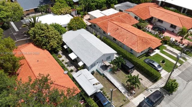 3085 SW & 3083 17th Street, Miami, FL 33145