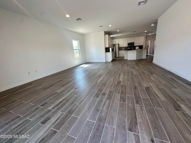 5438 W Summer View Drive, Marana, AZ 85658