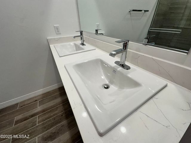 5438 W Summer View Drive, Marana, AZ 85658