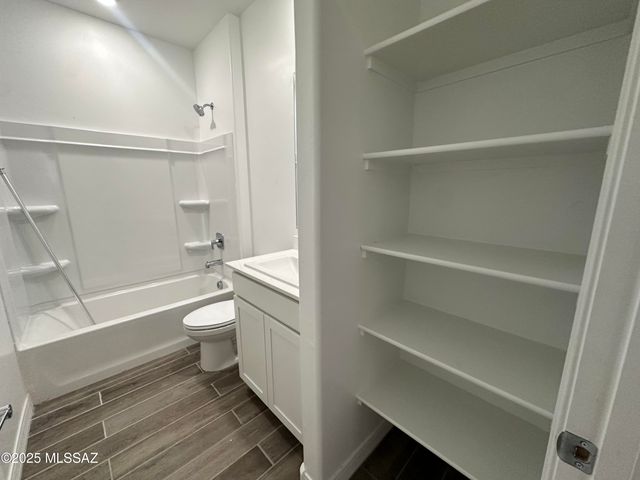 5438 W Summer View Drive, Marana, AZ 85658